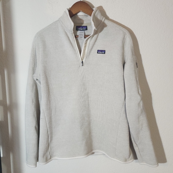 Patagonia Jackets & Blazers - Patagonia fleece sweater L.       Bin8